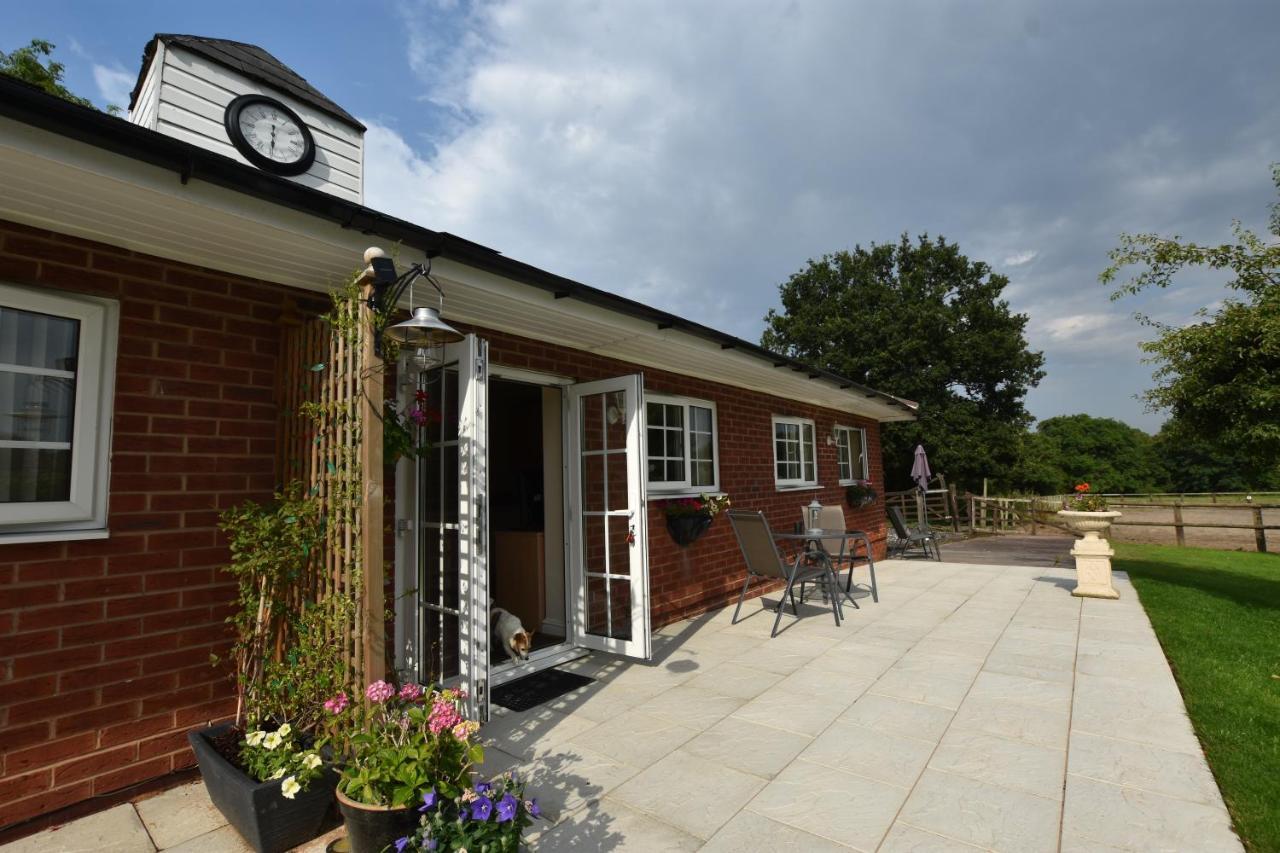 Little Rushbrook Cottages Tanworth Exteriör bild