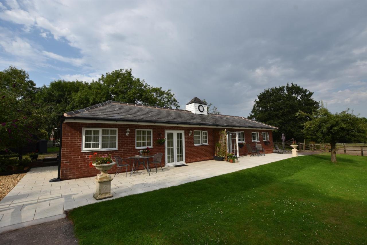 Little Rushbrook Cottages Tanworth Exteriör bild